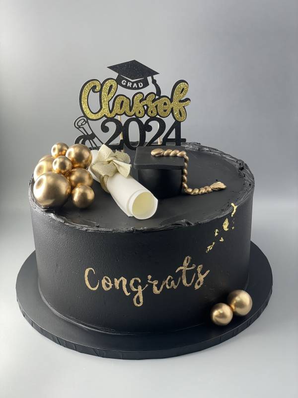 Class of 2024 Cake
